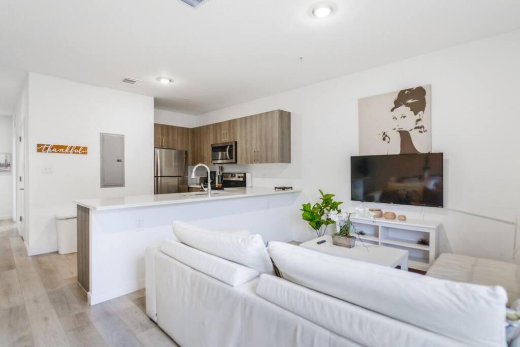 Fantastic Townhouse 15Minutes From The Beach Miami Eksteriør bilde